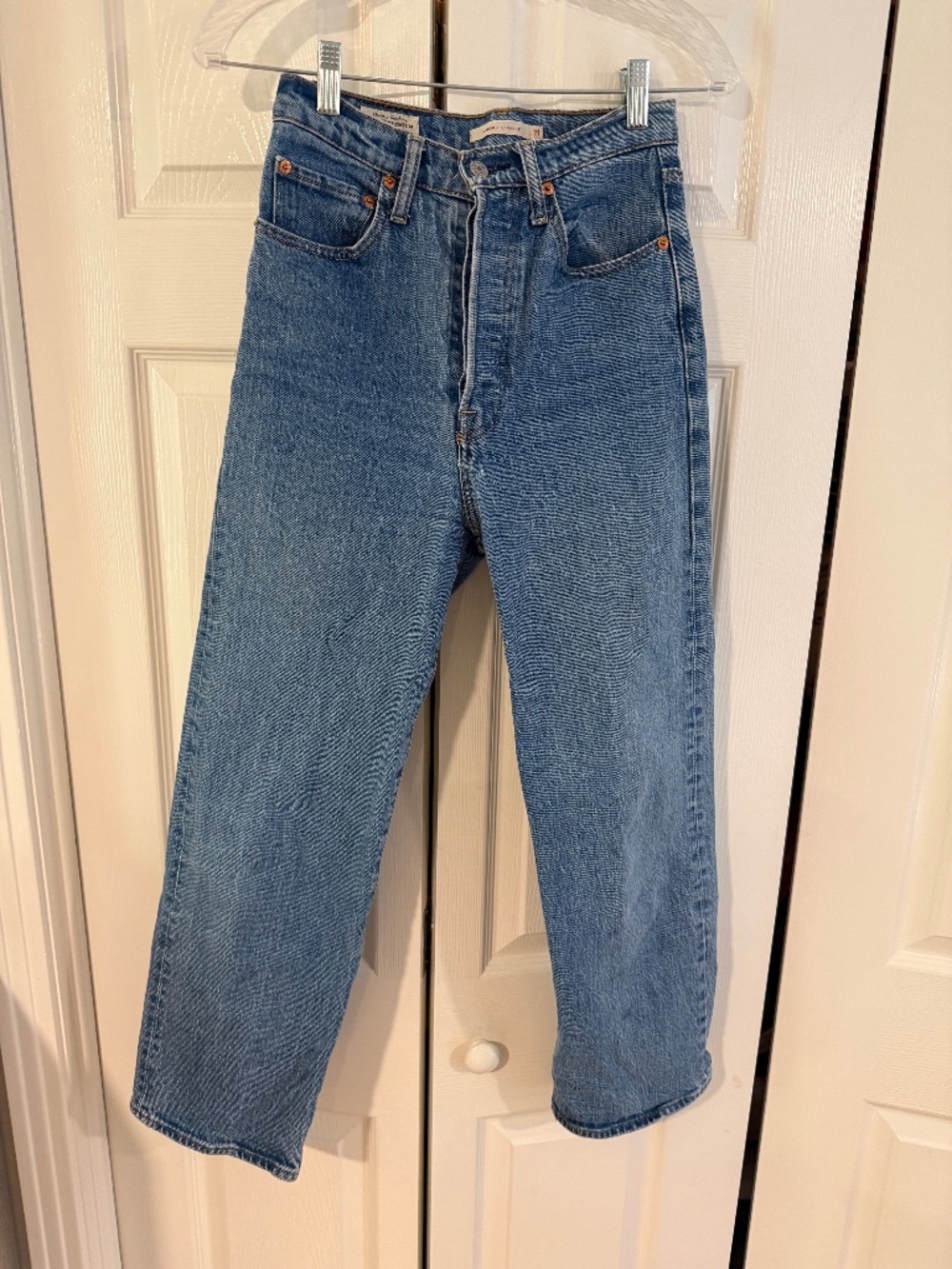 Levi's Premium Ribcage Straight Ankle Jeans Size 27